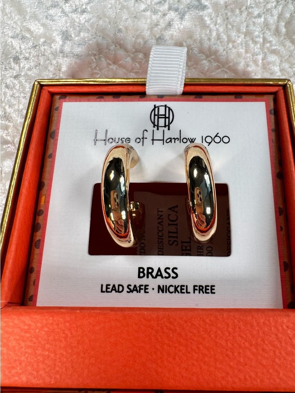 NIB House of Harlow 1960 Shiny Gold Hoop Earrings